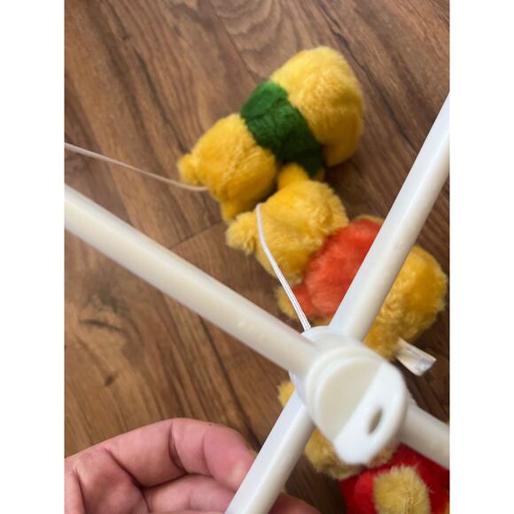 Vintage Nursery Originals Teddy Bear Plush Baby Crib Moblie 1978 - Picture 3 of 8